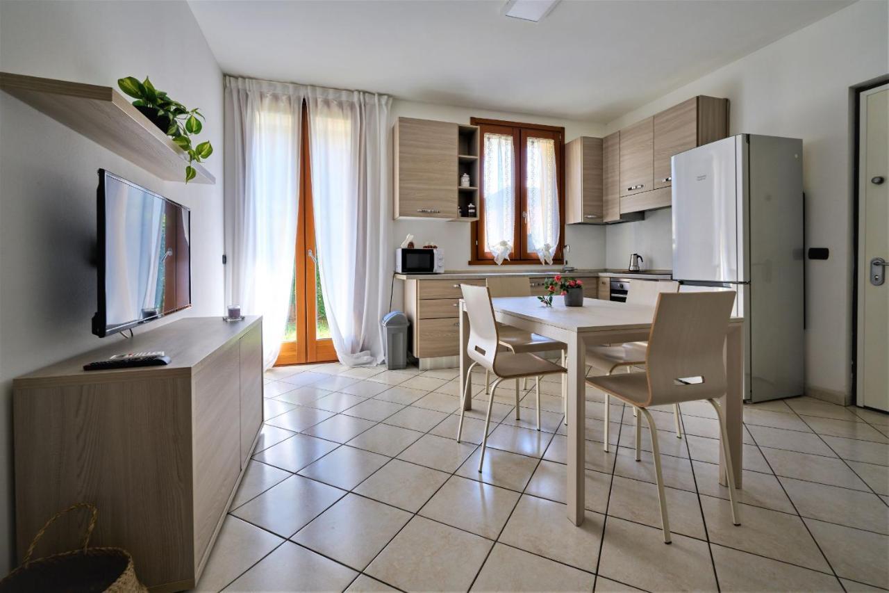 Apartmán La Casa Dei Tigli - Bilocale Con Taverna E Giardino Gorgonzola Exteriér fotografie